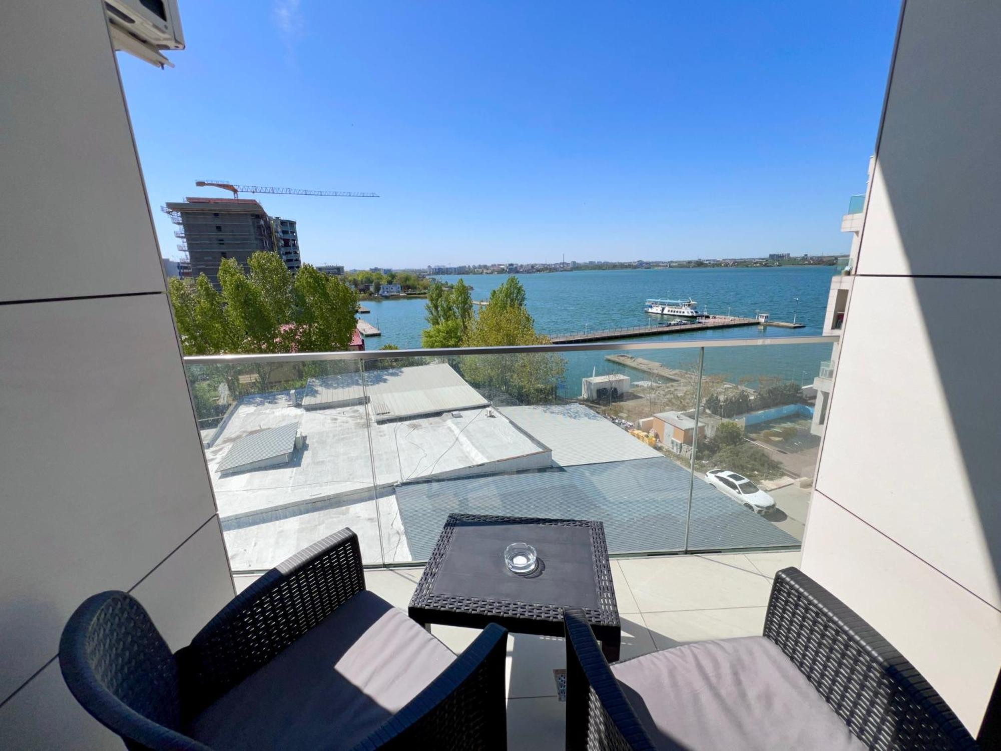 Tudors View Mamaia